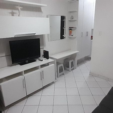 Apto Copacabana - Posto 5 - Otima Localizacao Appartement Rio de Janeiro Buitenkant foto